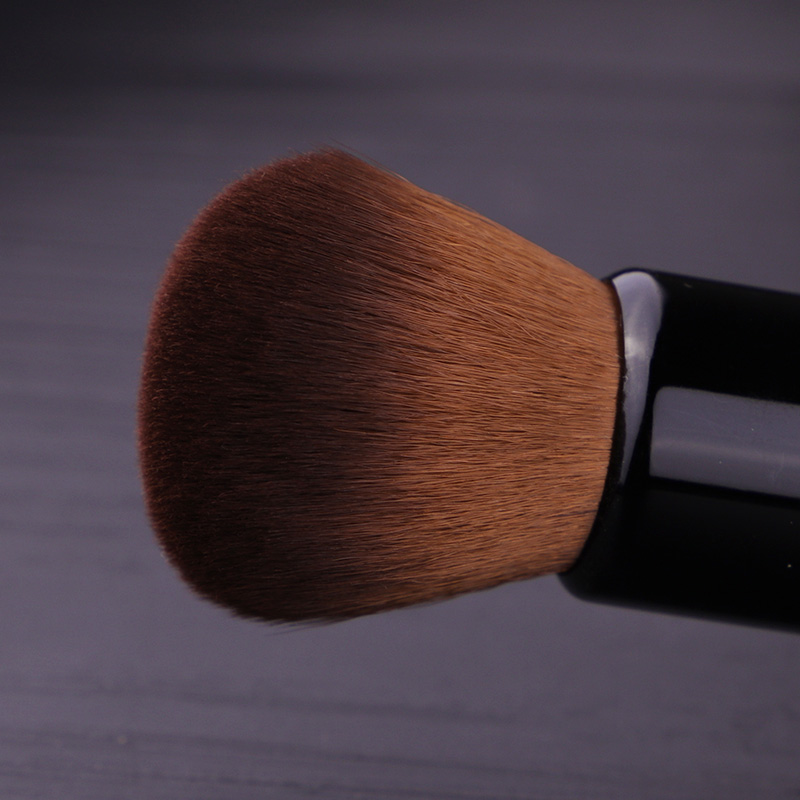 Pędzel do makijażu w proszku D – Beauty Queen Makeup recenzja i cena