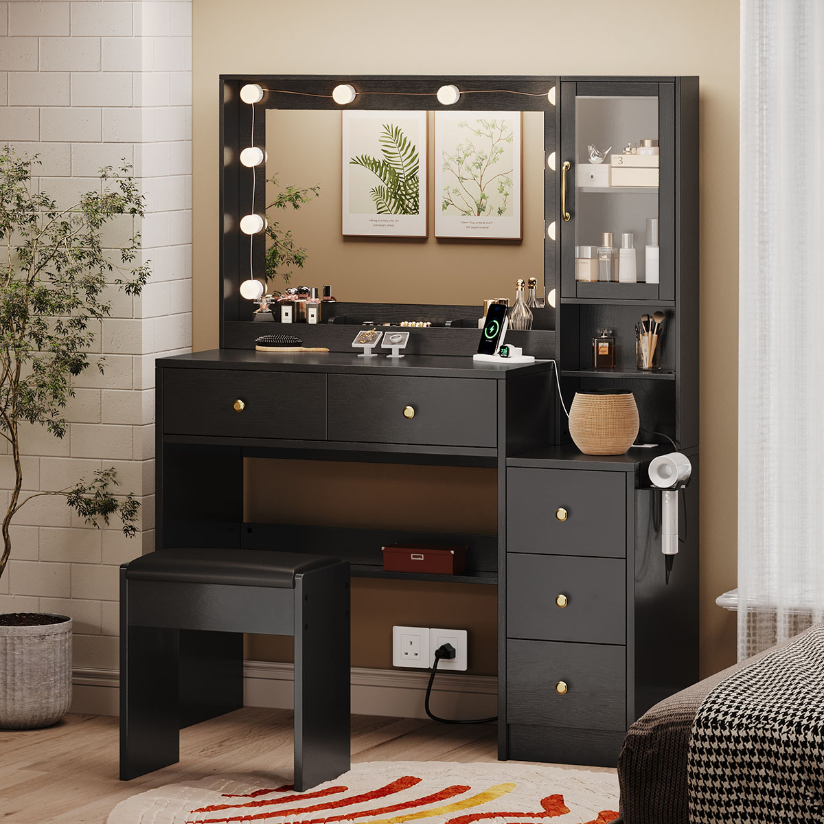 Toaletka z lustrem i 3-kolorow – Beauty Makeup Pictures recenzja i cena